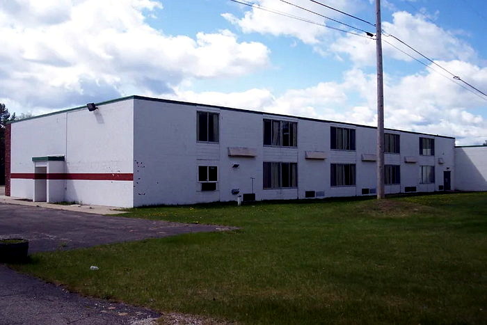 Bayside Hotel (Bayside Inn, The Surf) - Real Estate Listing Photo (newer photo)